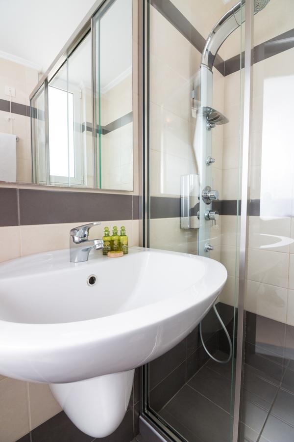 Christina Beach Hotel Chania  Bagian luar foto