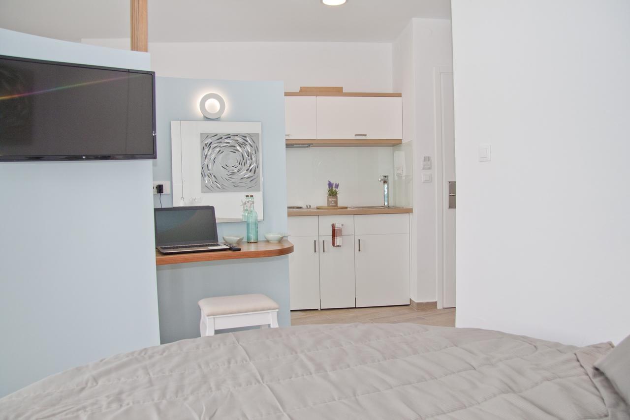 Christina Beach Hotel Chania  Bagian luar foto
